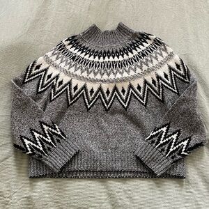 Gray Patterned cozy ski chalet Sweater